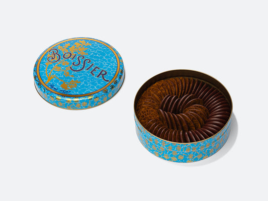 Palets fins au chocolat noir et coeur ganache au fruit de la passion