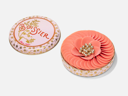 Pétales de chocolat blanc à la rose et perles or